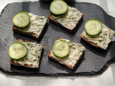 Kanapės su silkėmis ir garstyčiomis Žingsnis 6