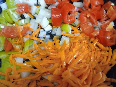 Kvinoja su daržovėmis per 35 minutes Žingsnis 1