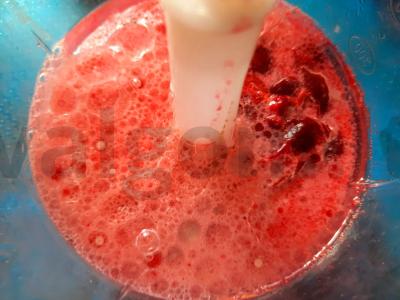 Vegetariški šokoladiniai vyšnių keksiukai Žingsnis 2