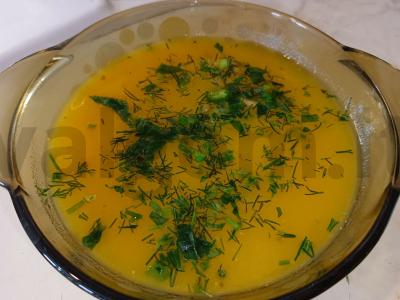 Moliūgų sriuba-pyragas su baziliku pagrindine nuotrauka