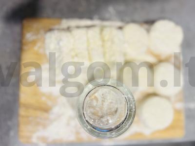 Varškėčiai pusryčiams arba užkandžiams Žingsnis 8