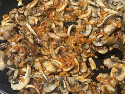 Sriuba su bulguru ir grybais Žingsnis 4