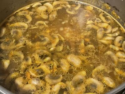 Sriuba su bulguru ir grybais Žingsnis 7