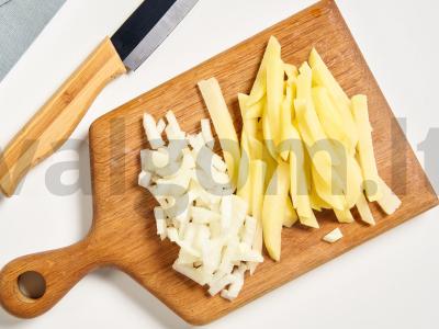 Vegetariškos kopūstų sriubos be mėsos Žingsnis 1