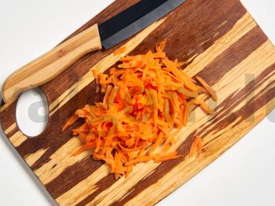 Vegetariškos kopūstų sriubos be mėsos Žingsnis 5