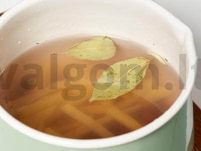 Vegetariškos kopūstų sriubos be mėsos Žingsnis 8