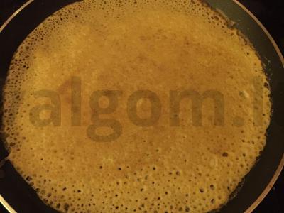 Beigluteniai blynai iš dviejų rūšių miltų Žingsnis 8