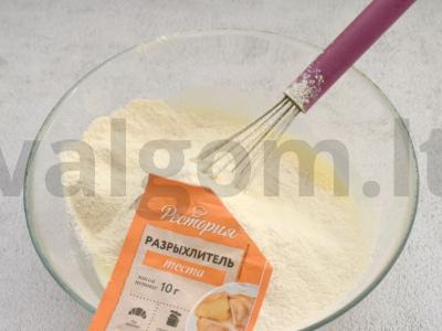 Blynai su pienu ir kepimo milteliais Žingsnis 3