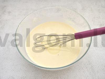 Blynai su pienu ir kepimo milteliais Žingsnis 5