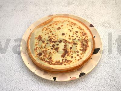 Blynai su pienu ir kepimo milteliais Žingsnis 6