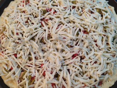 Pica „Naminė“ ant grietinės tešlos Žingsnis 4