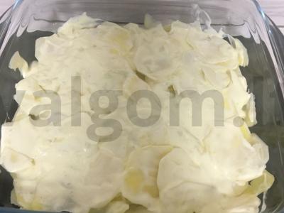 Bulvių apkepas su pomidorais ir sūriu Žingsnis 5