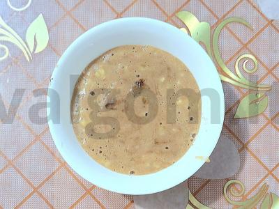 Nuostabus šokoladinis bananų keksiukas su medumi Žingsnis 3