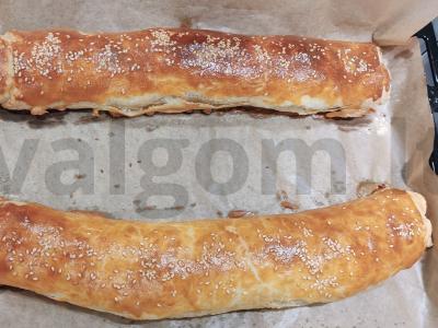 Sluoksniuotos tešlos štrudelis Žingsnis 7