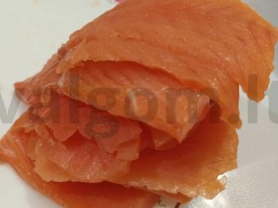 Patingėję sumuštiniai su upėtakiu ir krapais Žingsnis 4