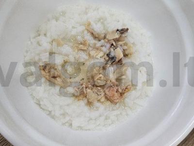 Konservuotų lašišų kotletai su ryžiais Žingsnis 4