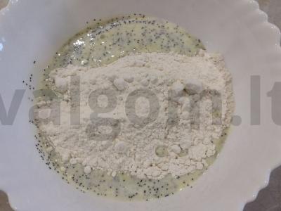 Purūs aguonų blynai su kefyru Žingsnis 4