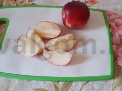 Vasaros smoothie su vyšnių sultimis, nektarinu ir kriauše Žingsnis 1