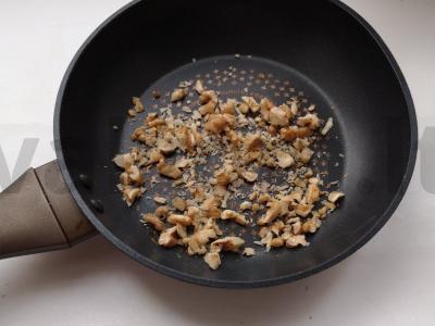 Brusketa su dorblu sūriu, kriauše ir medumi Žingsnis 2