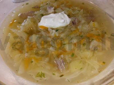 Šči su kiauliena pagrindine nuotrauka