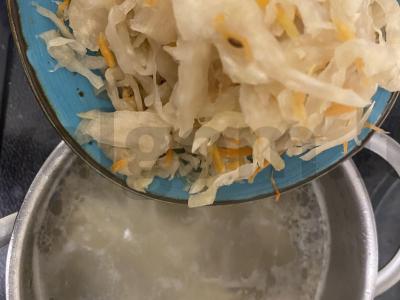 Borščas su skrudinta duona Žingsnis 3