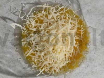 Skanūs vištienos nagetai su sūriu Žingsnis 2