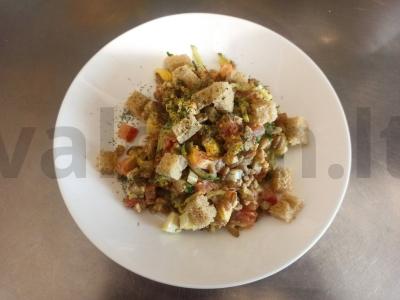 Salotos su spelta ir daržovėmis pagrindine nuotrauka