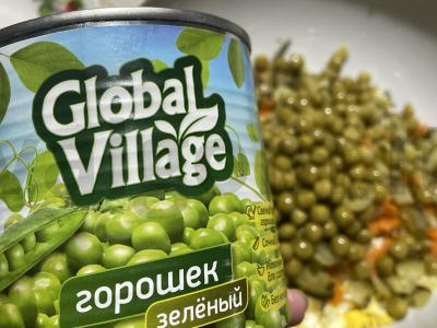 Olivje salotas su virta dešra ir svogūnais Žingsnis 4