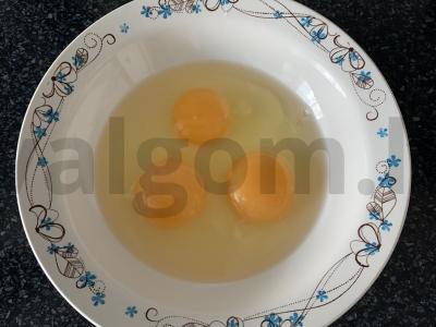 Japonų omletas su sūriu Žingsnis 1