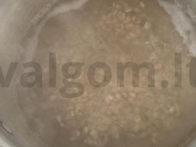 Lengvas salotas su bulguru ir daržovėmis Žingsnis 1