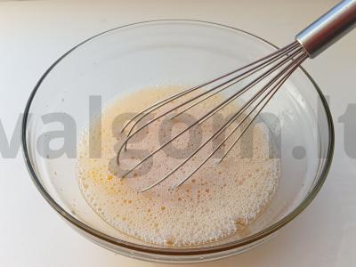 Šokoladinis rugių pyragas su rūgpieniu Žingsnis 1