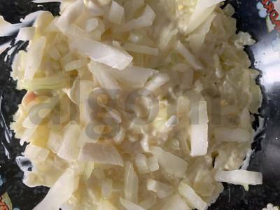 Salotos su burokėliais, morkomis korėjietiškai ir kiaušiniu Žingsnis 2