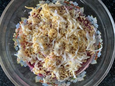 Salotos su burokėliais, morkomis korėjietiškai ir kiaušiniu Žingsnis 5