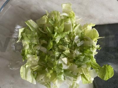 Salotas „Medžiotojų pieva“ su feta Žingsnis 1