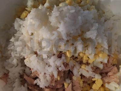 Salotos su lašiša ir ryžiais Žingsnis 2