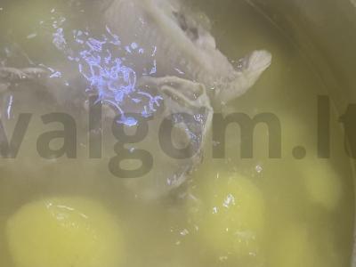 Daržovių sriuba su baklažanais ir vištiena Žingsnis 3