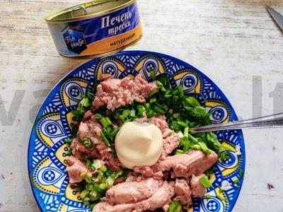 Sumuštiniai su menkės kepenimis Žingsnis 3