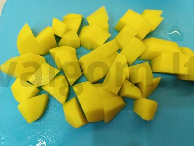 Vištienos sultinio tyrės sriuba su lydytu sūriu Žingsnis 1