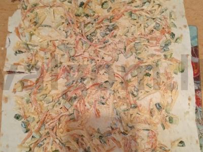 Lavašas su sūriu ir korėjietiška morkų salotomis Žingsnis 5