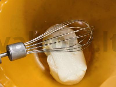 Greitas tortas be kepimo Žingsnis 7