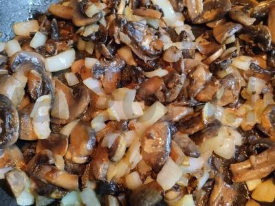 Kepinys su grybais ir jogurtiniu padažu Žingsnis 2