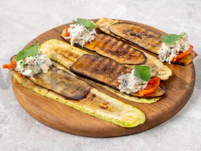 Cukinijų ir baklažanų ritinėliai su rikota ir džiovintais pomidorais Žingsnis 6