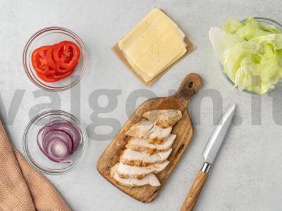 Vištienos ir sūrio sumuštinis Žingsnis 4