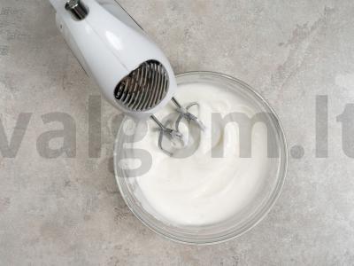 Abrikosų ir riešutų pyragas Žingsnis 7