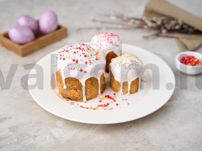 Veganiškas kulichas pagrindine nuotrauka