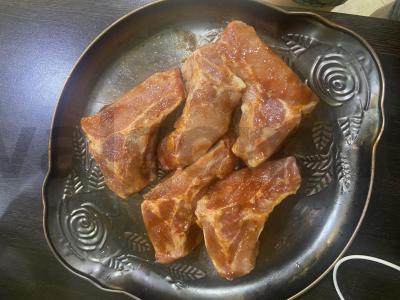 Kiaulienos šonkauliai barbekiu padaže Žingsnis 3