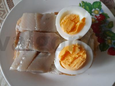 Sotūs sumuštinis su silke ir kiaušiniu Žingsnis 4