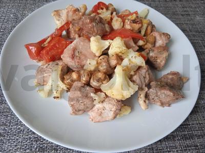 Kiauliena, kepta su daržovėmis ir provanso žolelėmis Žingsnis 7