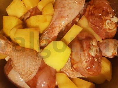 Vištienos kojos su bulvėmis orkaitėje Žingsnis 4