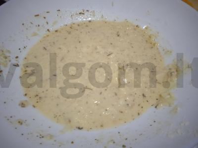 Dešra sūrio tešloje su itališkais prieskoniais ir tempura miltais Žingsnis 2